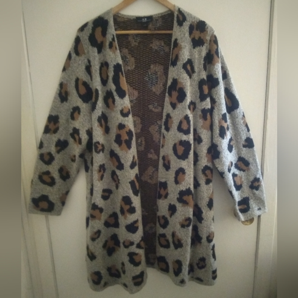 AGB WOMAN Cardigan - Picture 1 of 5